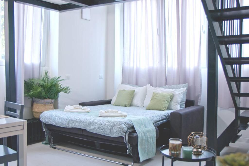 Milano - Stazione Centrale Comfort Green Loft Eksteriør billede